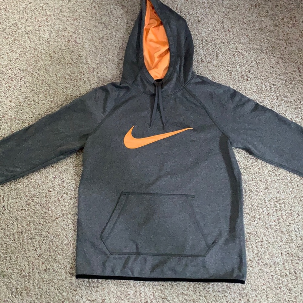 NIKE WOMENS GREY SWEATSHIRT Size SMALL